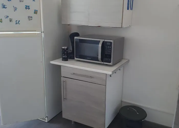 Les Floralies Studio Climatise Pour 4 Personnes Avec 2 Piscines Ouvertes Du 31 Mai 2025 Au 28 Septembre 2025